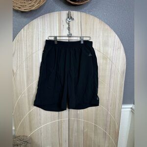 Adidas Shorts energy running 9”‎ shorts size large